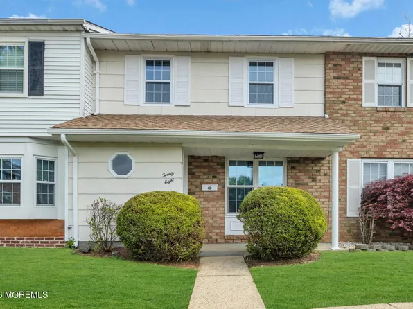 28 Kingsley Way, Freehold, NJ 07728