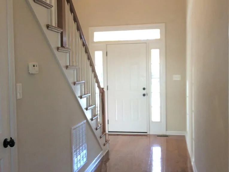 1079 Grove Landing Ln — Photo 4