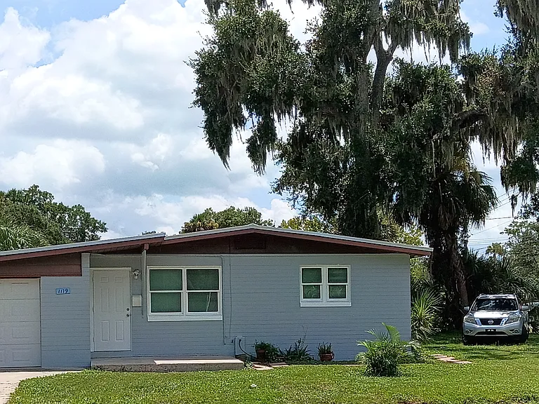 1119 Dr Mary M Bethune Blvd — Photo 1