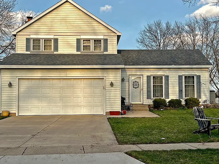 2135 Derby Ct — Photo 1