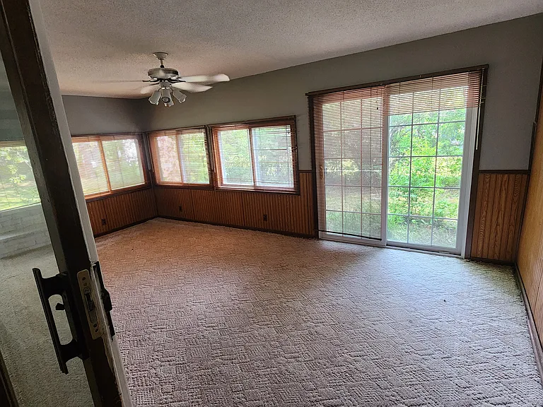 8949 Xylite St NE — Photo 9