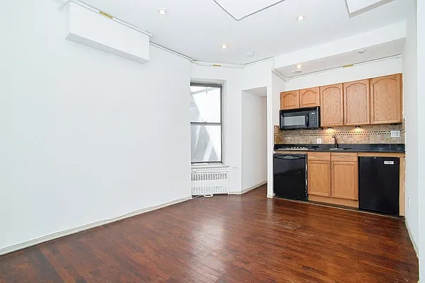 Rented by Living New York | media 3