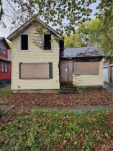 1212 Oak St, Utica, NY, 13502