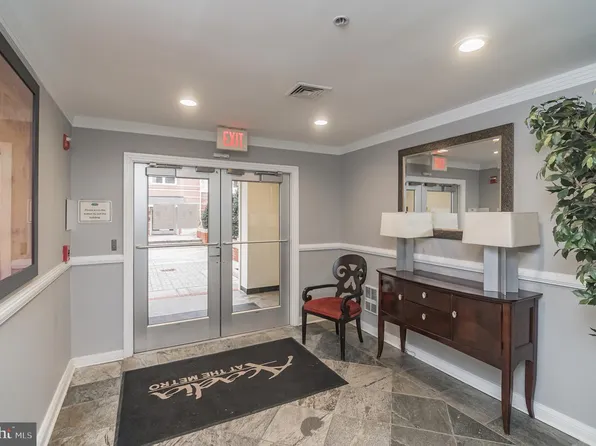 9480 Virginia Center Blvd Unit 240, Vienna, VA 22181