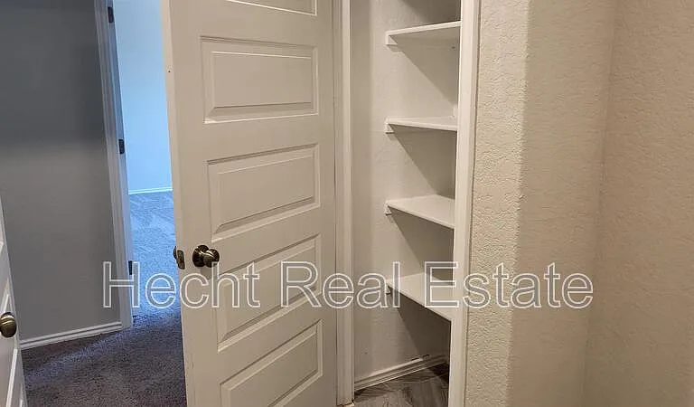 2440 Ayers Dr — Photo 25