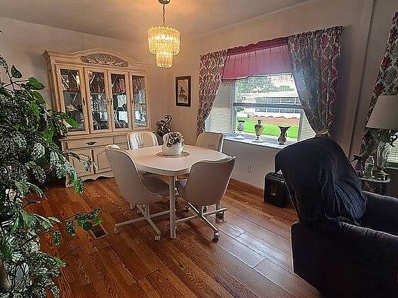 5th image of 284 Lavista Dr