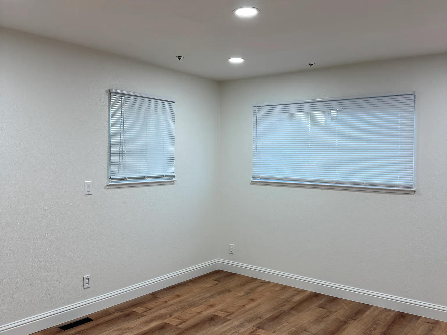 206 Holloway Ave — Photo 4