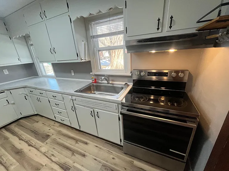 2924 S Franklin Street Rd — Photo 3