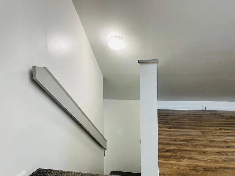 633 N Huron St — Photo 9