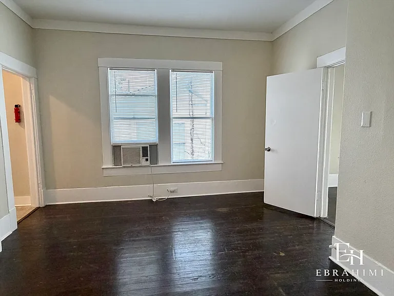512 E Quincy St #3 — Photo 2