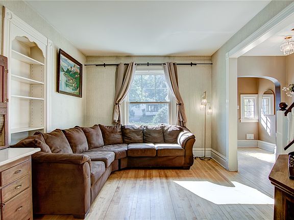3rd image of 609 Talmadge Street