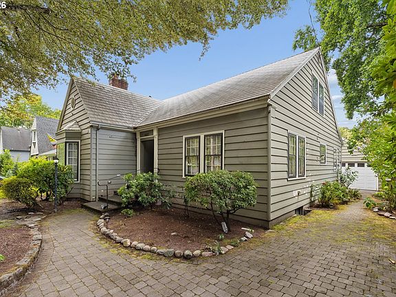 3rd image of 6821 SE Reed College Pl