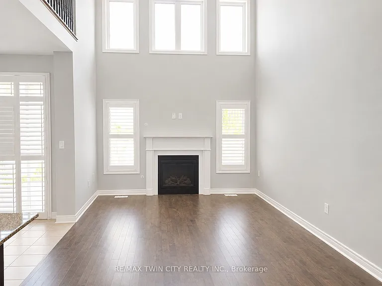186 Blair Creek Dr #UPPER — Photo 11