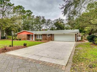 82 Greenfield Rd, Pawleys Island, SC 29585