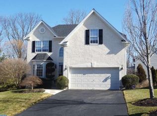 2713 Doe Dr, Jamison, PA 18929