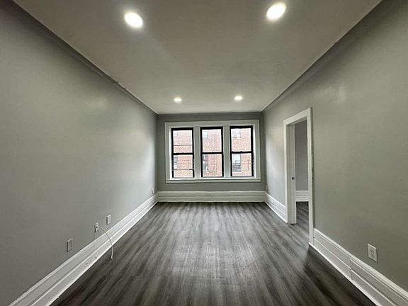 2nd image of 70-74 S Arlington Ave #22