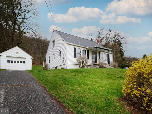907 Valley View Rd, Bellefonte, PA 16823
