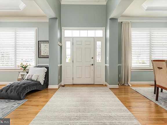 3rd image of 15564 Legacy Way