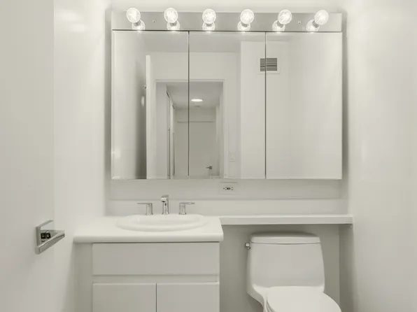 112-01 Queens Boulevard image 12 of 34