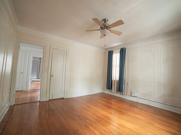4th image of 3968 Bell Ave #2