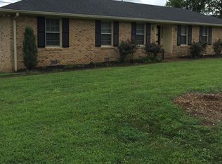 1446 Alhambra Dr #B, Lebanon, TN 37087