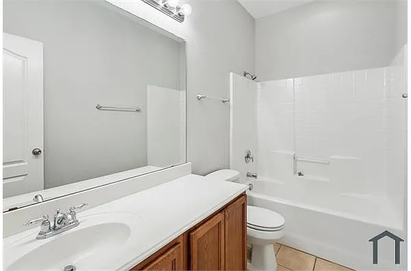 Building Photo - 2109 Michelle Creek Dr