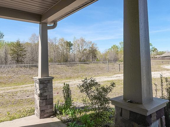 5th image of 793 Silver Pines Ln