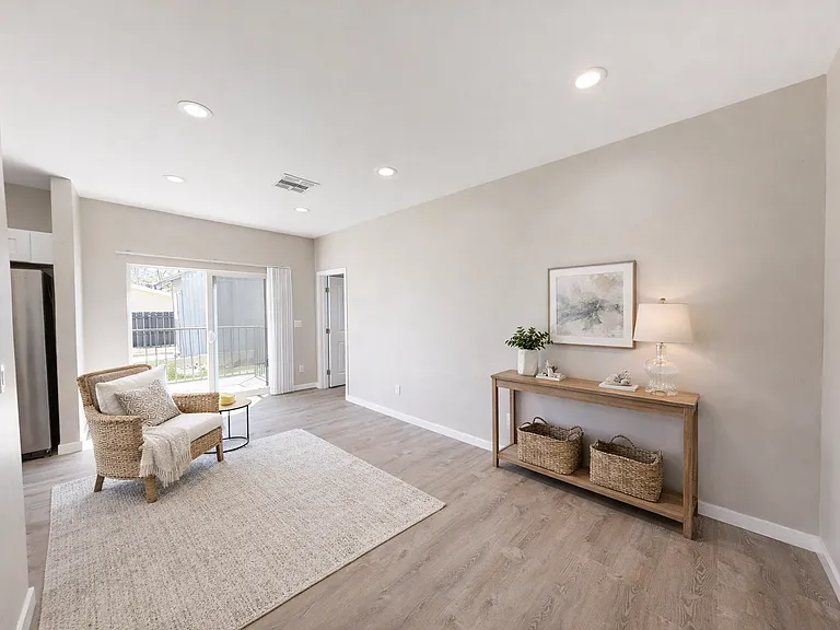 5262 Tipton St — Photo 4
