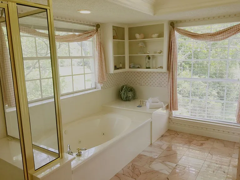 1447 Bayshore Dr — Photo 25