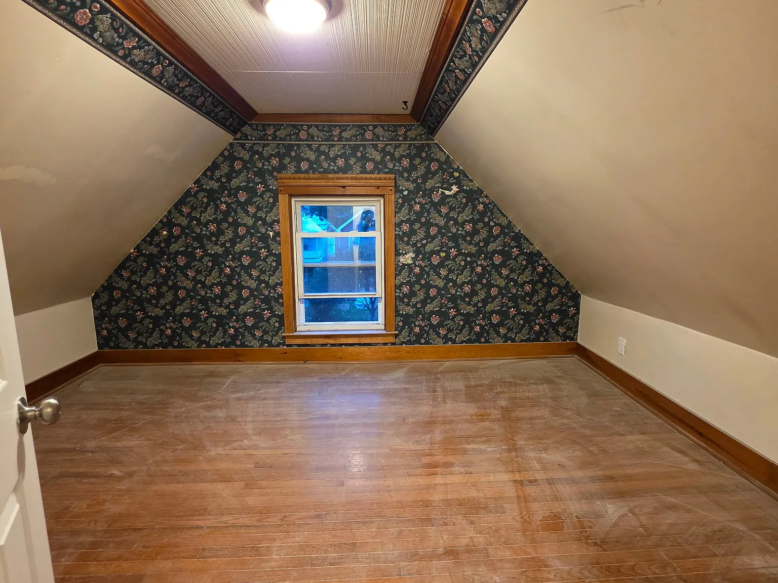 4 bed, 1200 sqft, $2,200 — Photo 4
