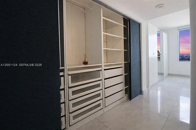 92 SW 3rd St #4310 — Photo 9