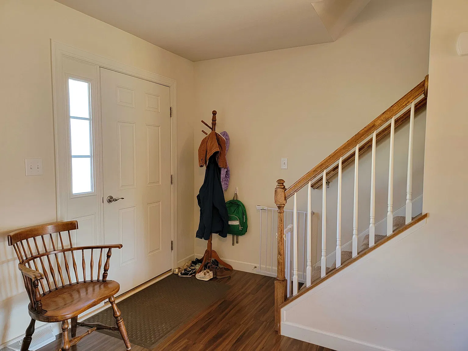 3 bed, 2.5 bath, 1634 sqft, $2,295 — Photo 2