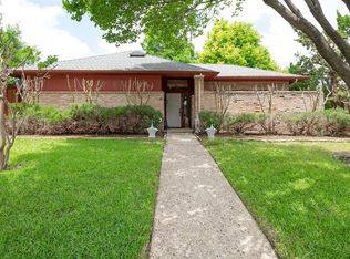 6029 Gentle Knoll Ln, Dallas, TX 75248