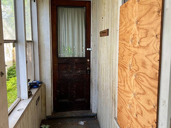 3rd image of 109 Hartley St