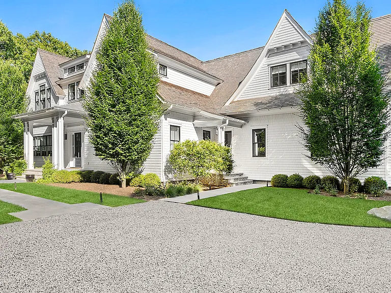 10 Spinnaker Way — Photo 40
