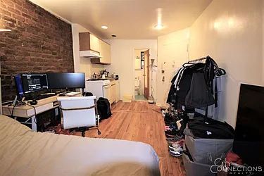 Rented by City Connections Realty