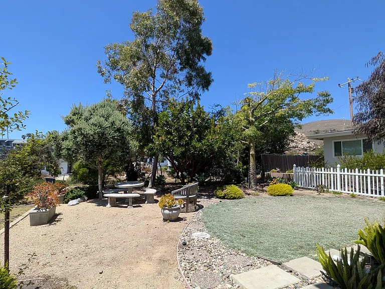 351 Franklin Dr #A — Photo 13