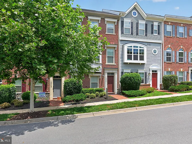 12241 Bluffwood Ter — Photo 3