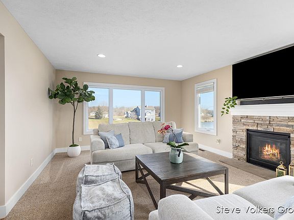 3rd image of 5747 Duncan Cove Ln SE