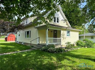 327 S Main St, West Unity, OH 43570
