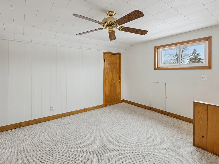 2206 S Monroe St — Photo 7