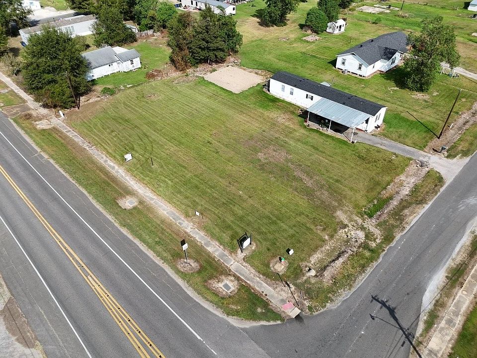 1st image of N 6th St