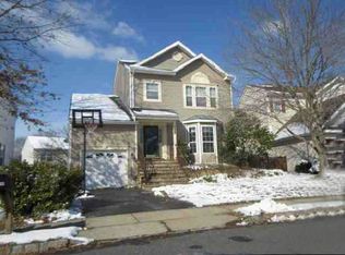 11 Cherokee Trl, Burlington, NJ 08016