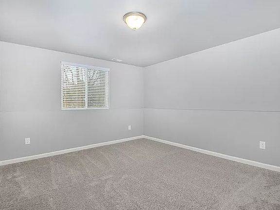 5th image of 1129 Trillium Blvd