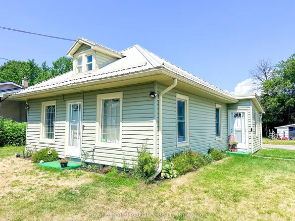 16 Huffman Rd, Quinte West, ON K0K 2C0