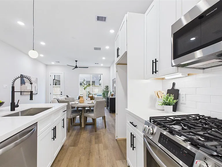 5032 Creekmont Dr — Photo 15