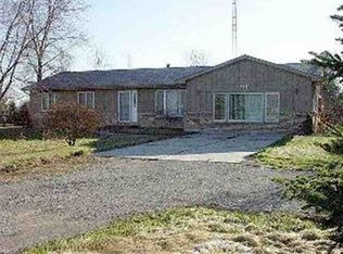 7933 Summerfield Rd, Petersburg, MI 49270