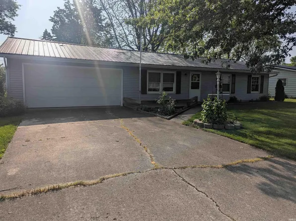 417 S Linn Grove Ave, Berne, IN 46711