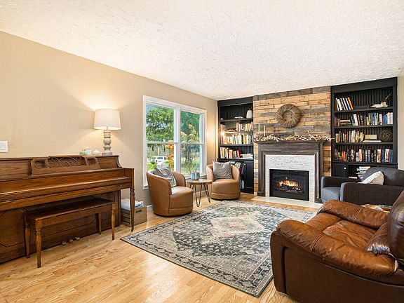 5th image of 15347 E Q Ave