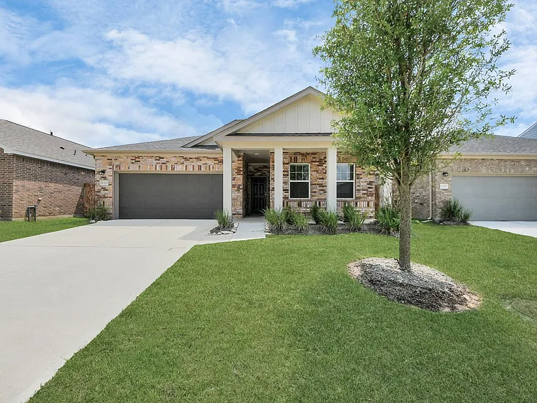 10312 Malta Trace Dr — Photo 2